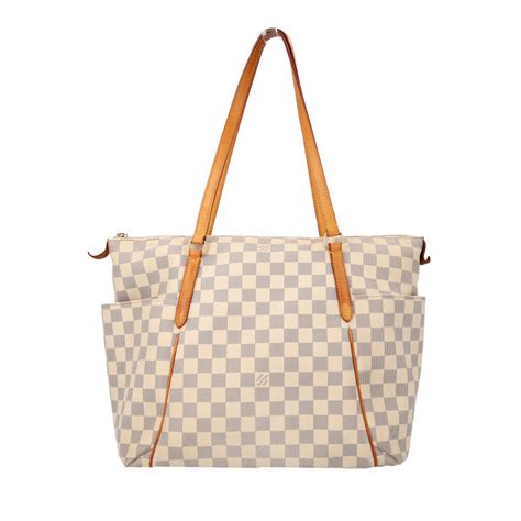louis vuitton totally mm damier azur review
